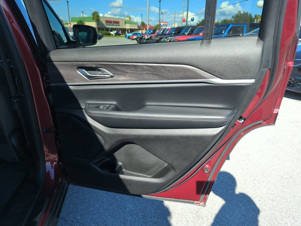 Used 2025 Red Jeep Limited image 31