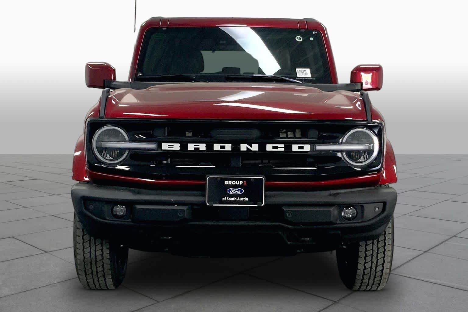 New 2026 Ruby Red Metallic Tinted Clearcoat Ford Outer Banks® image 3