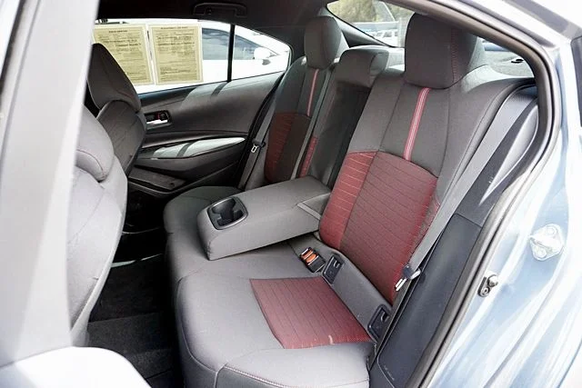 2024 Toyota Corolla SE - Photo 16