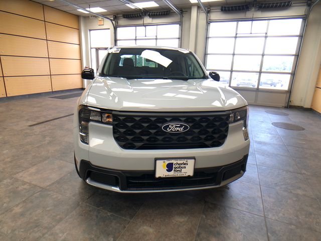 New 2026 Space White Metallic Ford XLT image 2