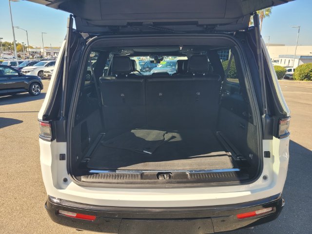 Used 2024 White Jeep Series II image 11
