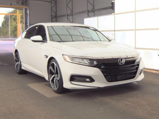 Used 2019 Platinum White Pearl Honda Sport image 2