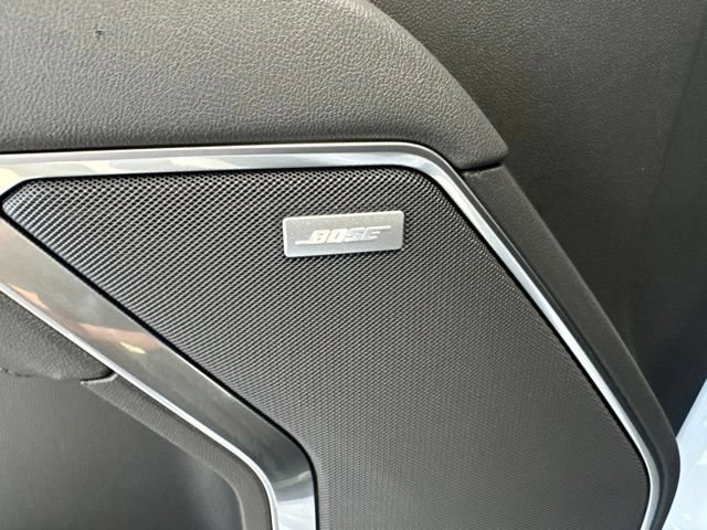 2026 GMC Sierra 1500 SLT - Photo 6