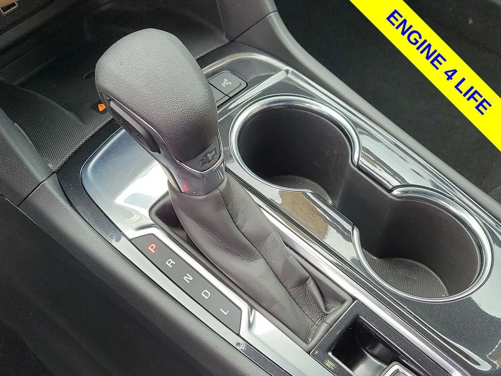 Used 2022 Summit White Chevrolet Premier image 16