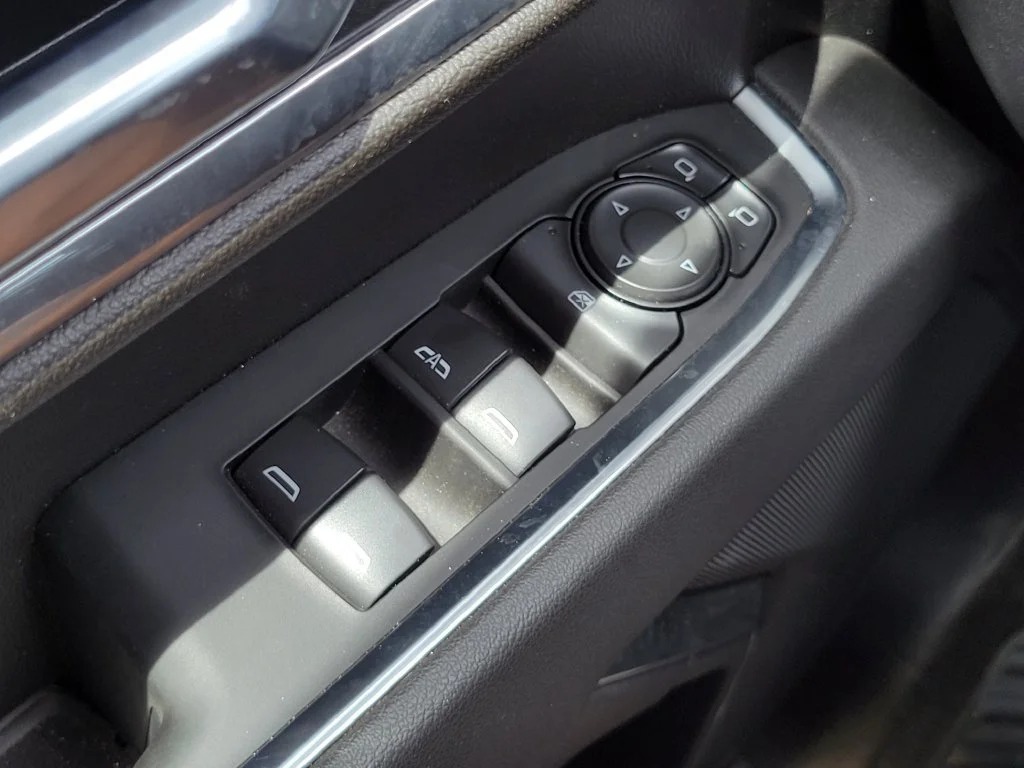 Used 2026 Sterling Gray Metallic Chevrolet LT image 26