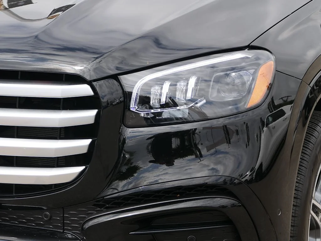 Used 2025 Black Mercedes-Benz GLS 450 image 7
