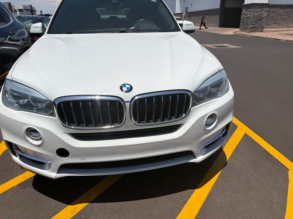Used 2018 Alpine White BMW xDrive40e image 2