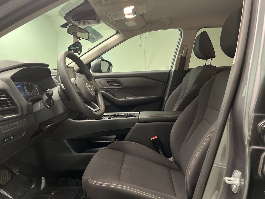 2024 Nissan Rogue S - Photo 11