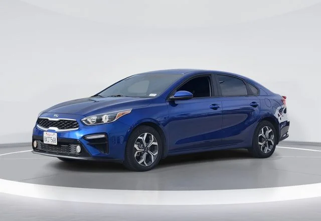 Certified Used 2021 Deep Sea Blue Kia LXS image 2