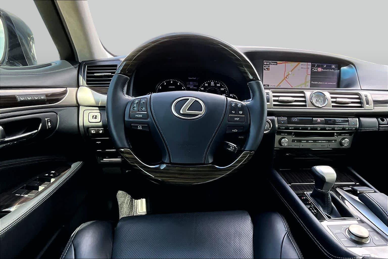 Used 2015 Nebula Gray Pearl Lexus  image 6