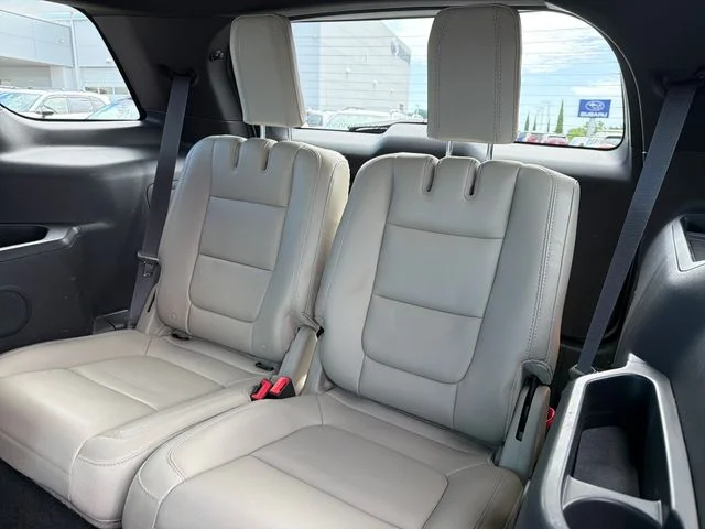 Used 2015 White Ford XLT image 22