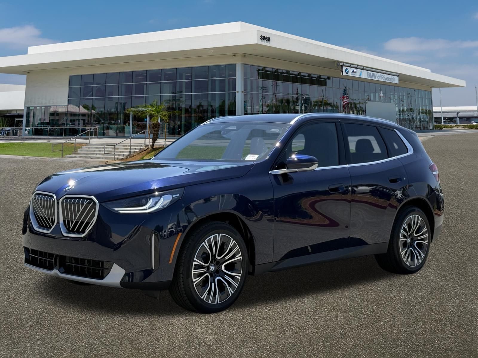New 2026 Tanzanite Blue II Metallic BMW 30 xDrive image 4