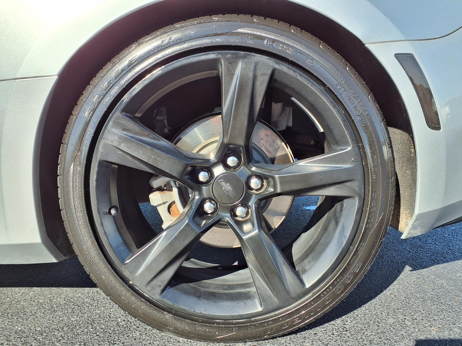Used 2018 Silver Chevrolet 2LT image 34