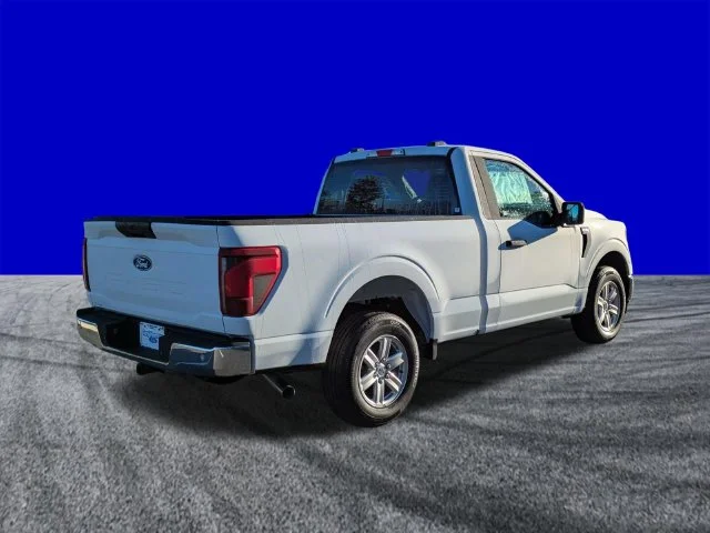 New 2026 Oxford White Ford XL image 4