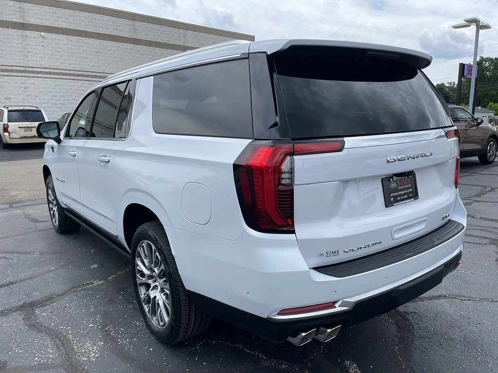 New 2026 Glacier White Tricoat GMC Denali image 9