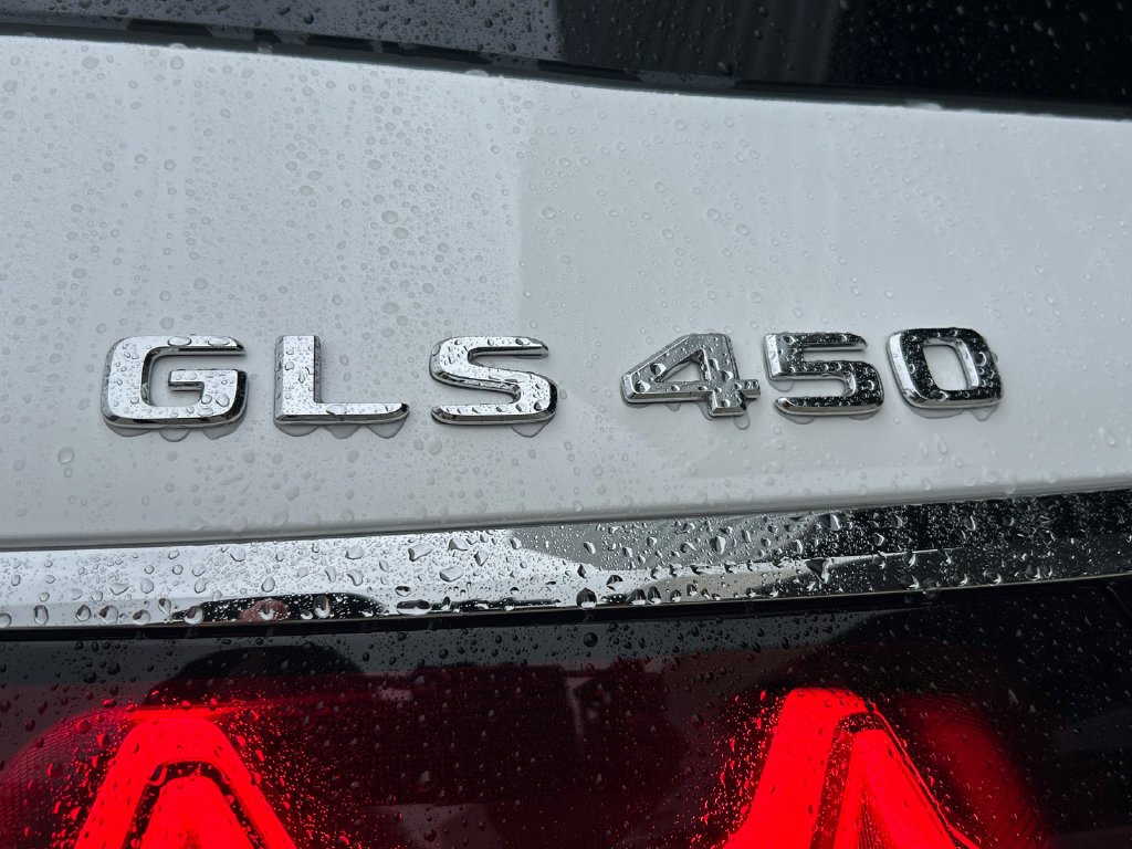 New 2027 Polar White Mercedes-Benz GLS 450 image 32