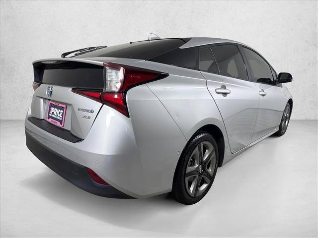 Certified Used 2022 CLASSIC SILVER METALLIC Toyota  image 3