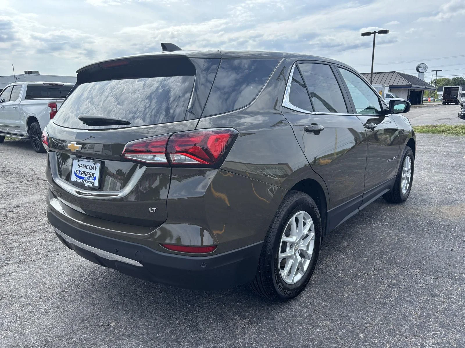 Used 2024 Harvest Bronze Metallic Chevrolet LT image 7