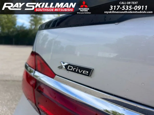 Used 2016 White BMW 750i xDrive image 8