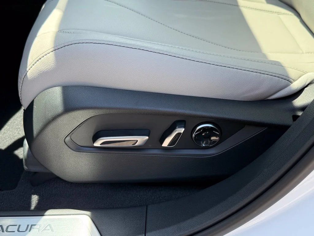 New 2026 Platinum White Pearl Acura  image 26