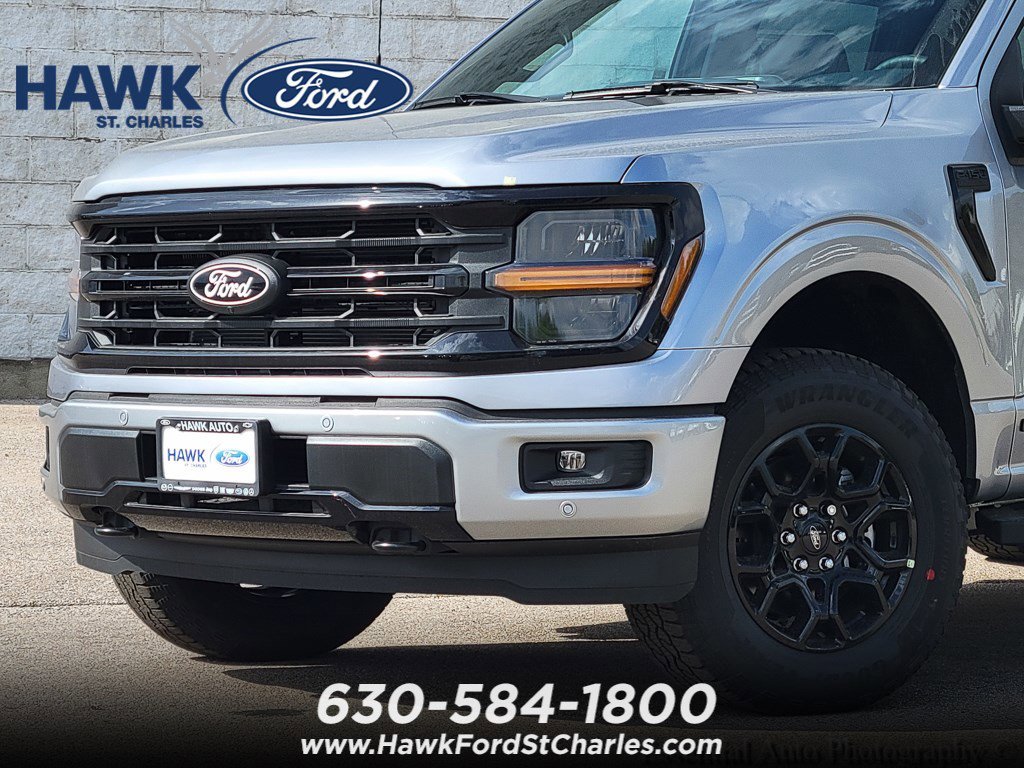 New 2026 Iconic Silver Metallic Ford XLT image 2