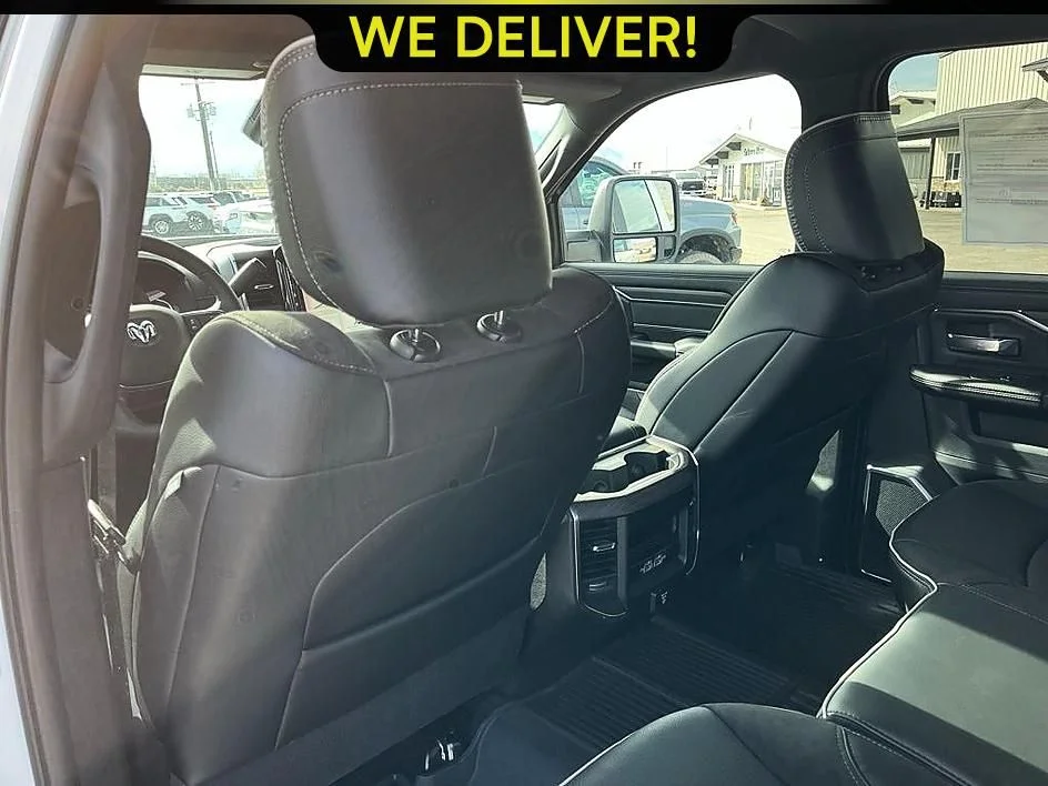 2026 RAM 3500 Laramie - Photo 14