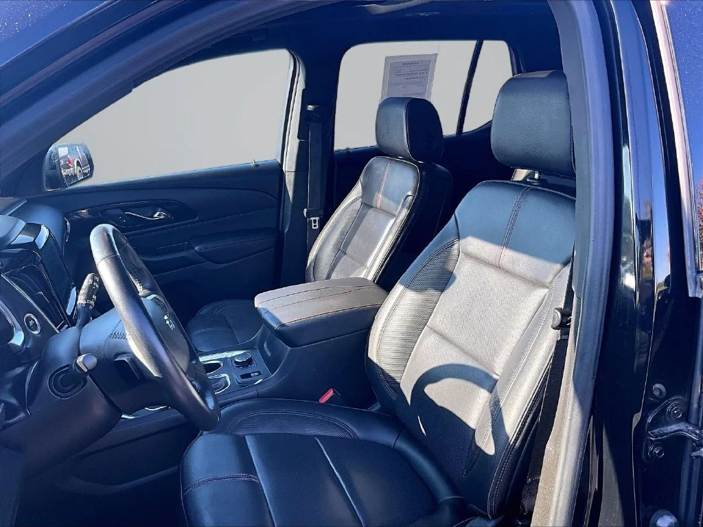 Used 2022 Black Chevrolet RS image 20