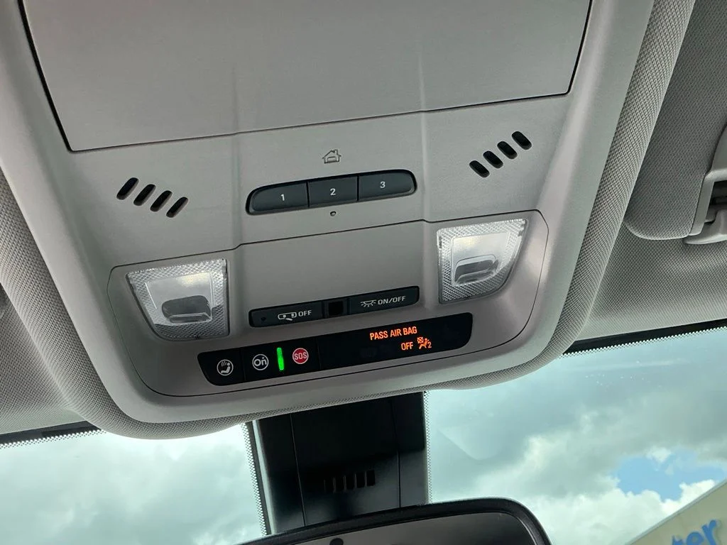 Used 2021 White GMC SLT image 49