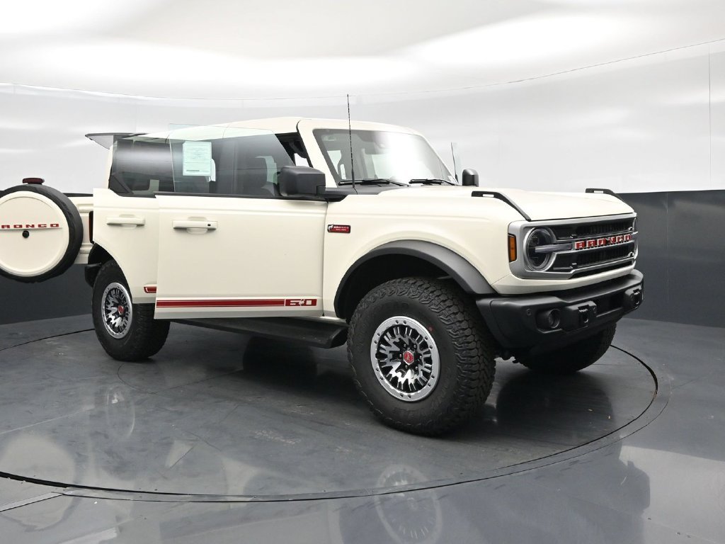 New 2026 White Ford Outer Banks image 45