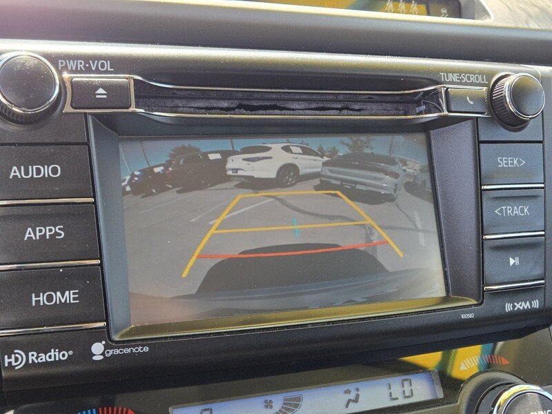 2018 Toyota RAV4 XLE - Photo 19