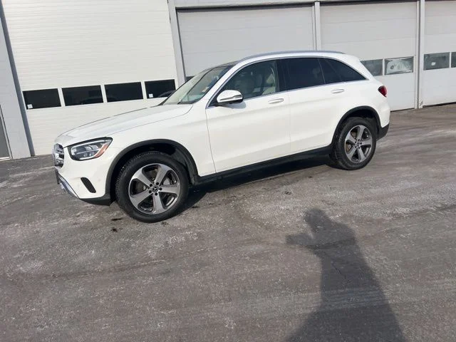 Used 2022 White Mercedes-Benz GLC 300 image 18