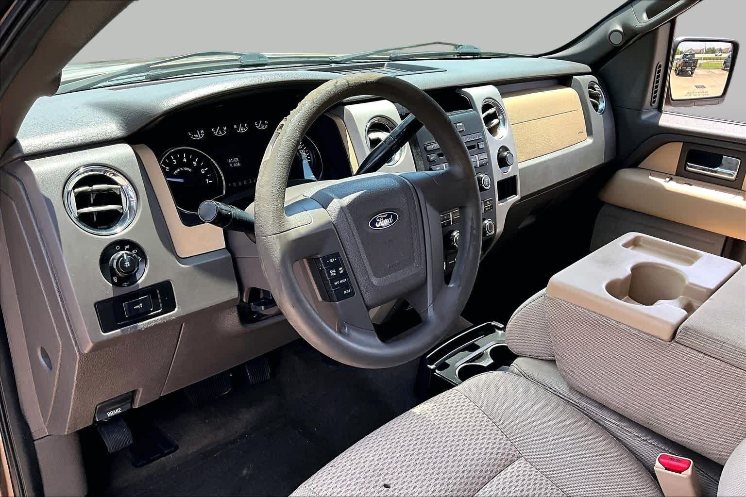 Used 2012 Pale Adobe Metallic Ford XLT image 17