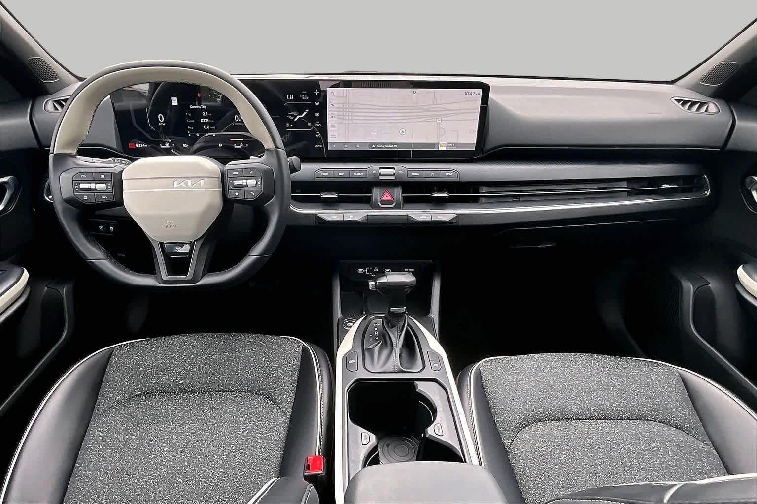 Used 2025 Aurora Black Pearl Kia GT-Line image 29