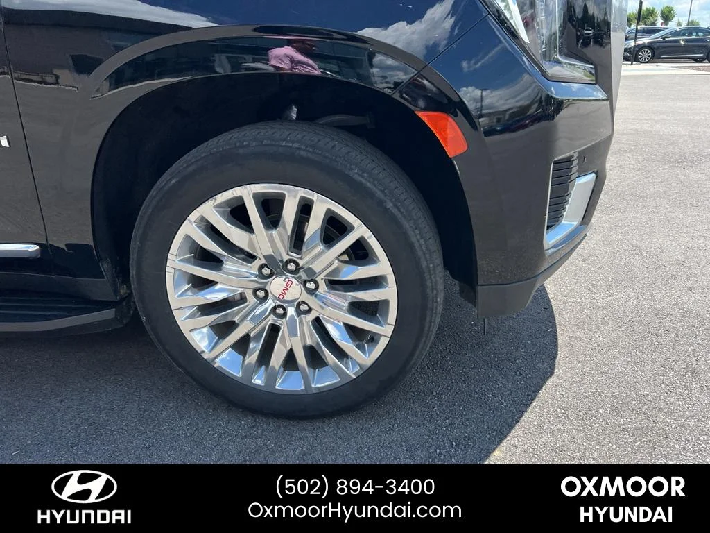 Used 2023 Onyx Black GMC Denali image 4