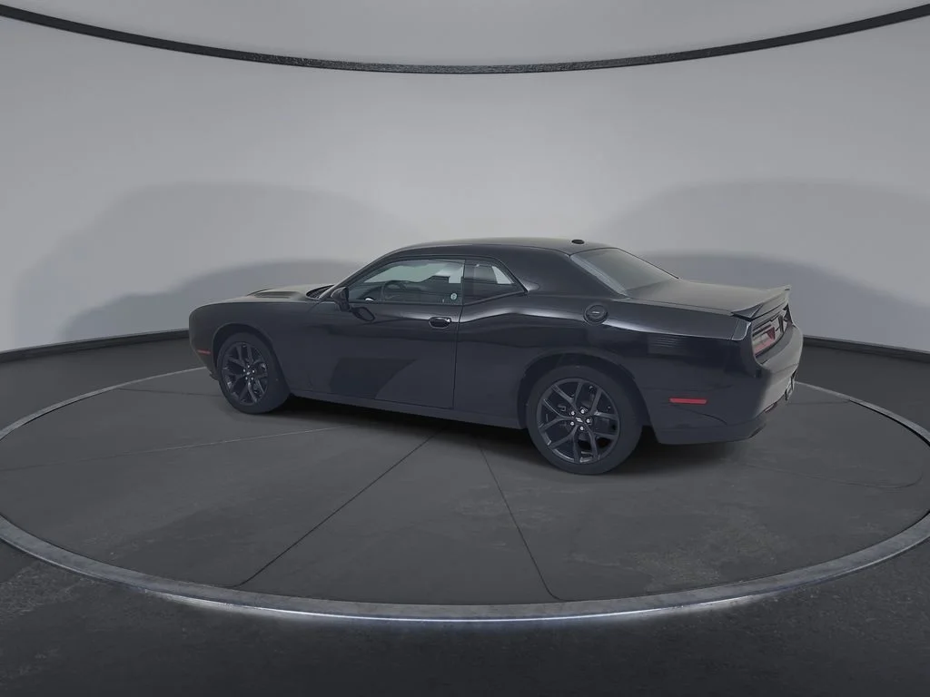Used 2023 Black Dodge SXT image 12