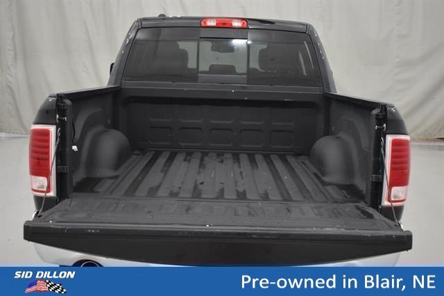 Used 2017 Brilliant Black Crystal Pearlcoat Ram Longhorn image 12