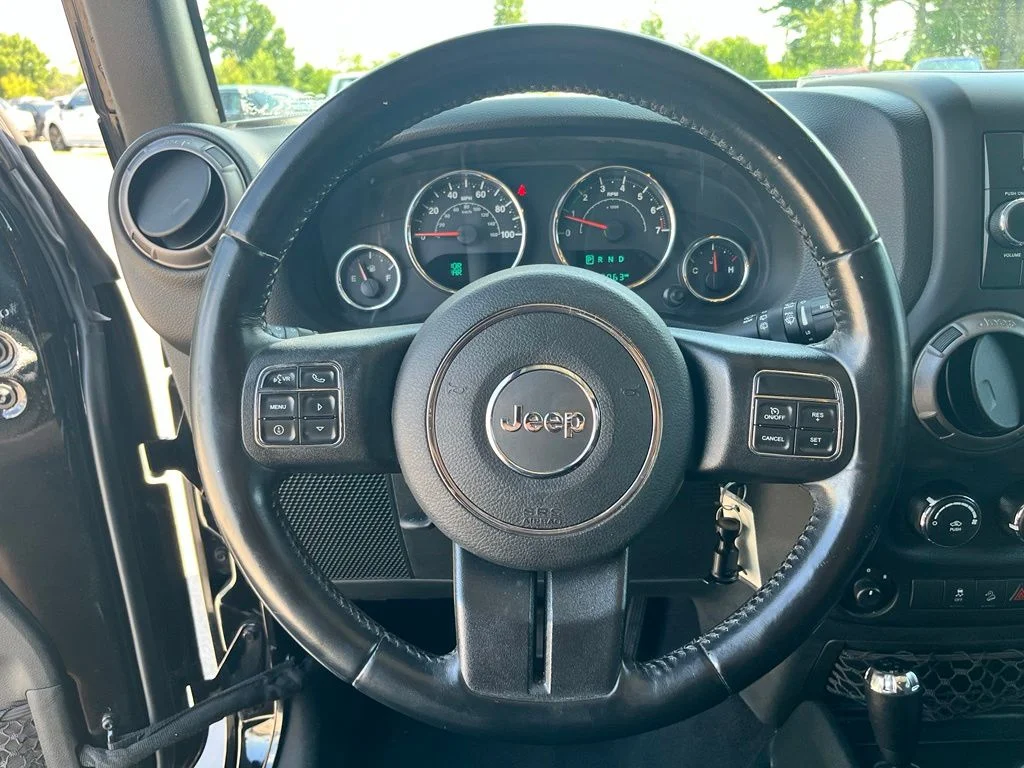 Used 2018 Black Jeep Unlimited Sport image 15