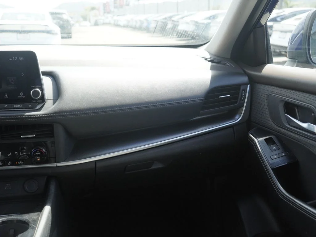 Used 2023 Blue Nissan SV image 21