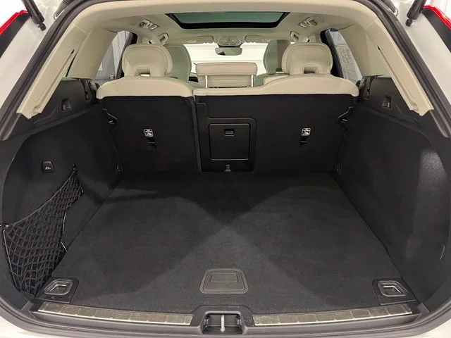 2026 Volvo XC60 Ultra - Photo 23