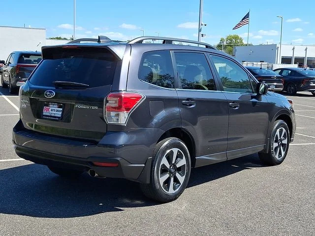 Used 2018 Gray Subaru 2.5i Limited image 7