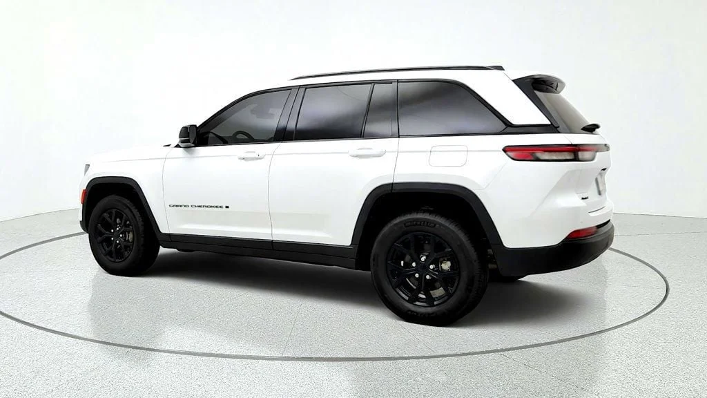 Used 2025 Bright White Clearcoat Jeep Altitude X 4x4 image 7