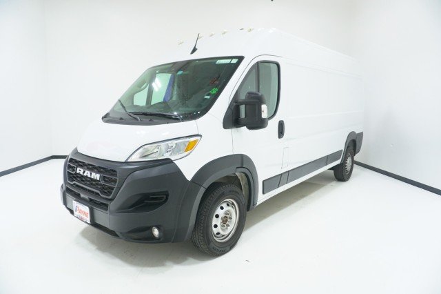 Used 2025 WHITE Ram Tradesman image 1