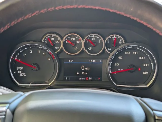 Used 2021 Pearl Chevrolet RST image 16