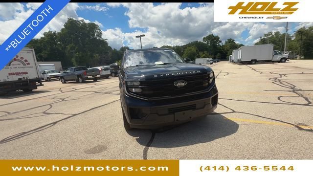 Used 2025 Black Ford Active image 3