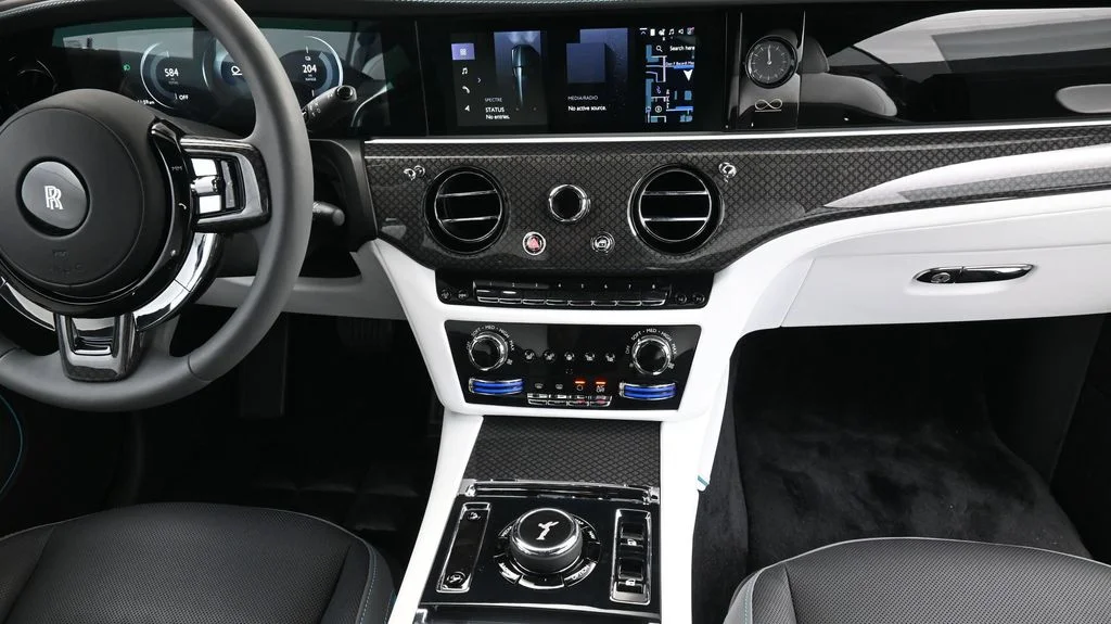Used 2025 Black Rolls-Royce  image 18