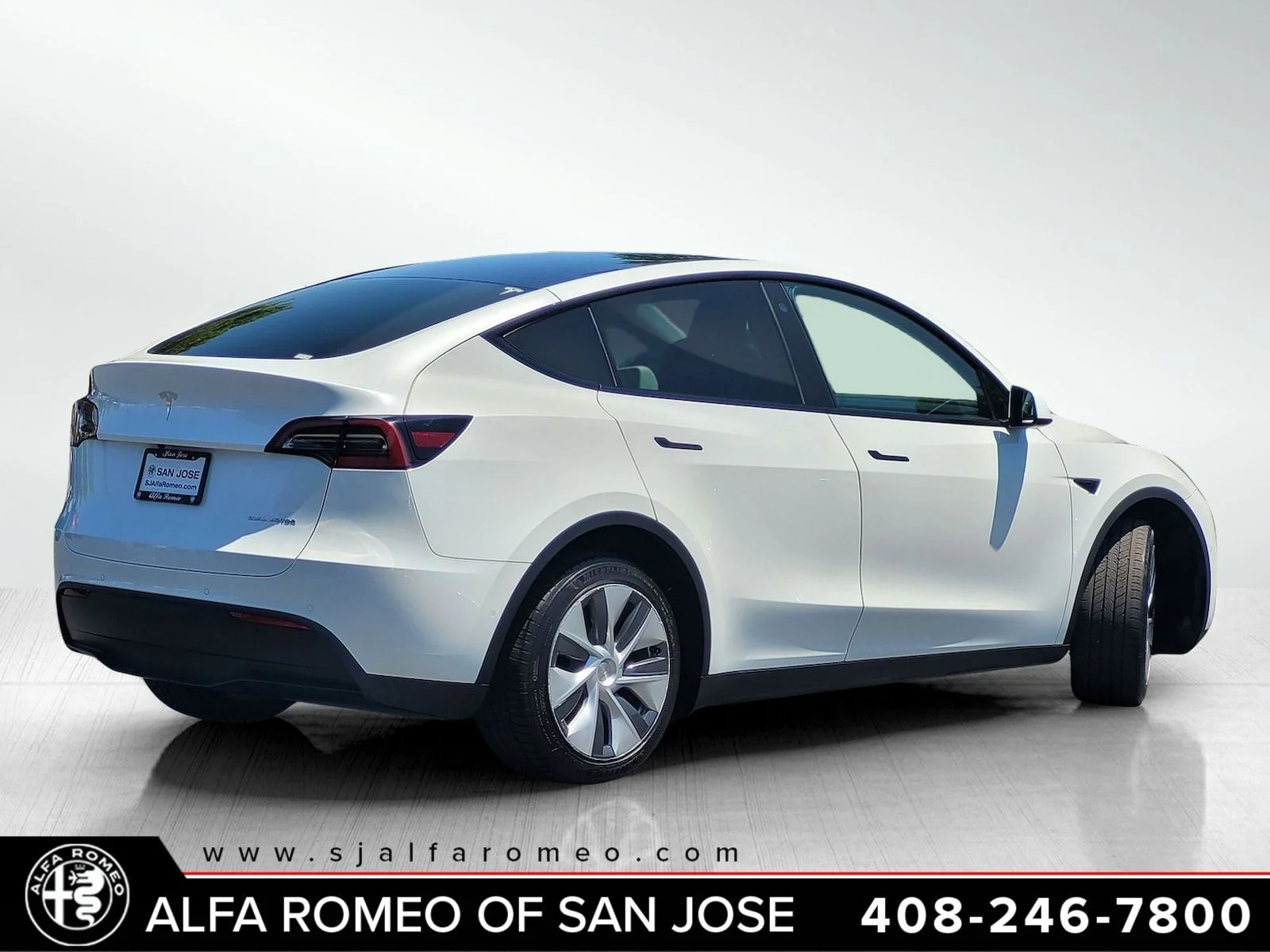 Used 2022 Gray Tesla Long Range image 3