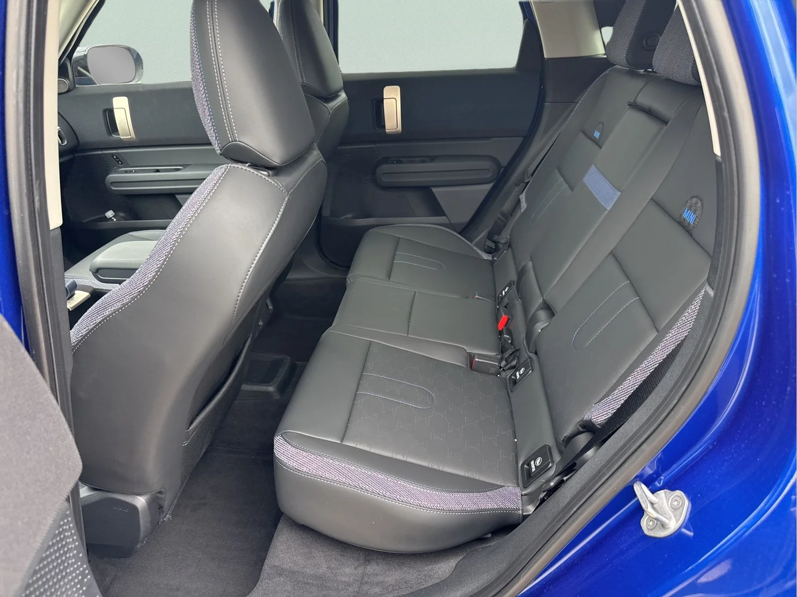 2025 MINI Countryman S - Photo 10
