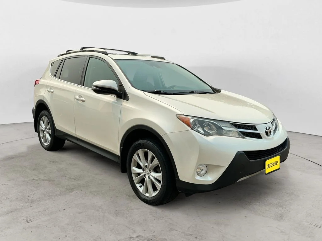 Used 2014 White Toyota Limited image 3