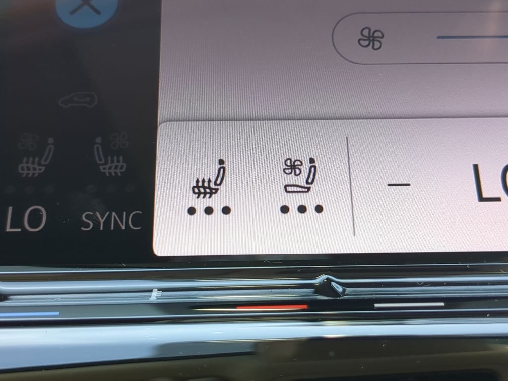 New 2026 Gray Volkswagen 2.0T SE w/Technology image 25