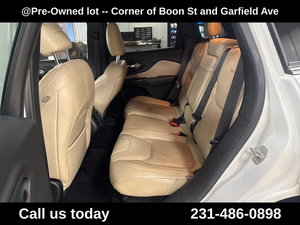 Used 2017 White Jeep Limited image 27